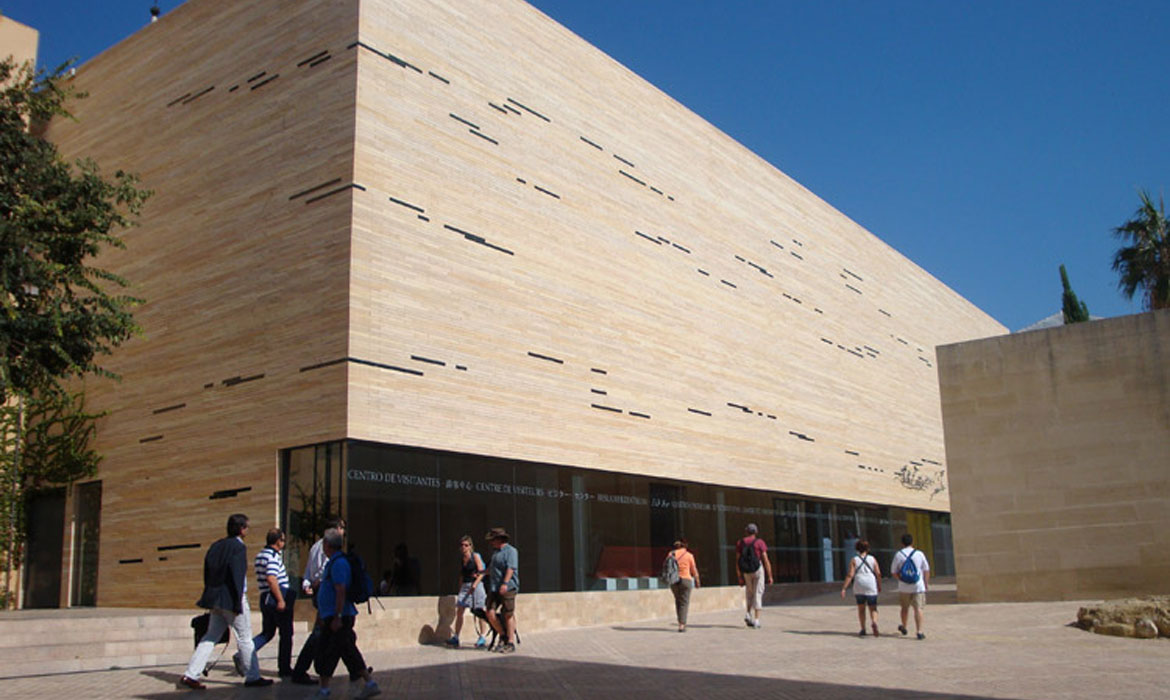 Centro de Recepción de Visitantes de Córdoba (España)