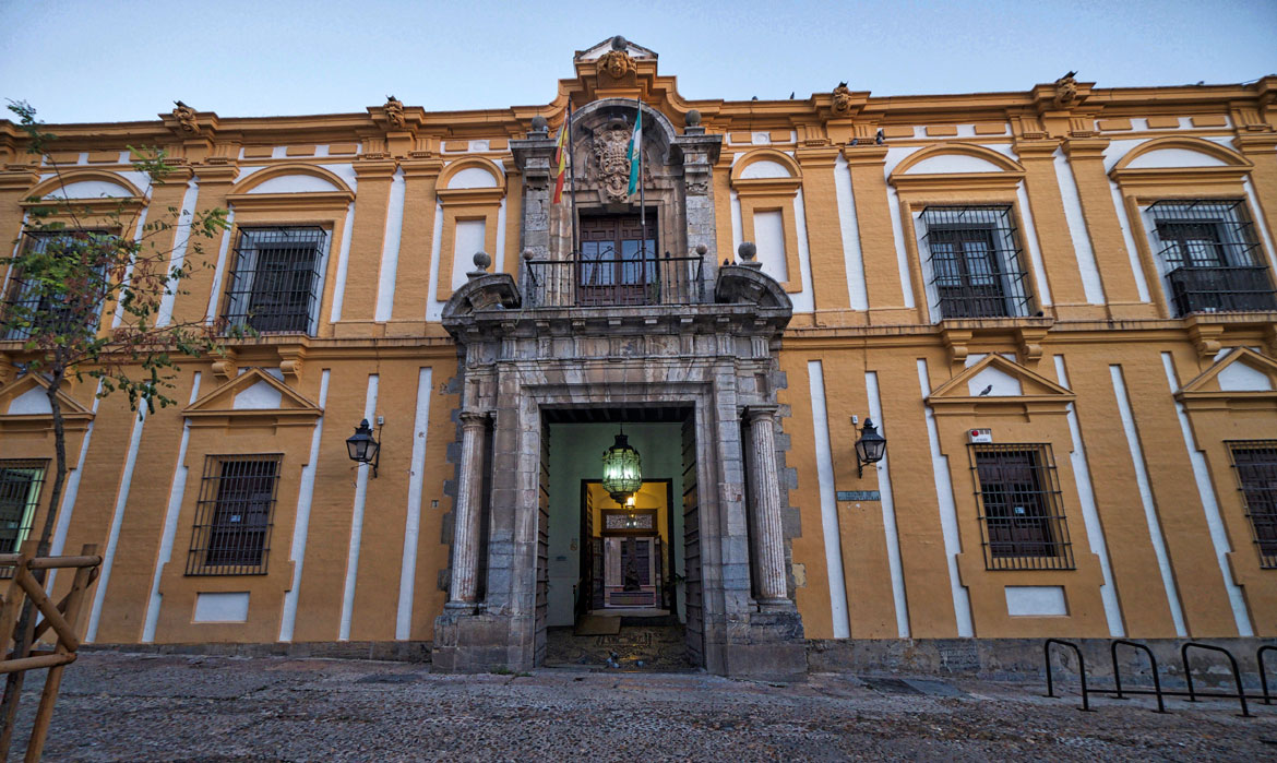 Hospital del cardenal Salazar