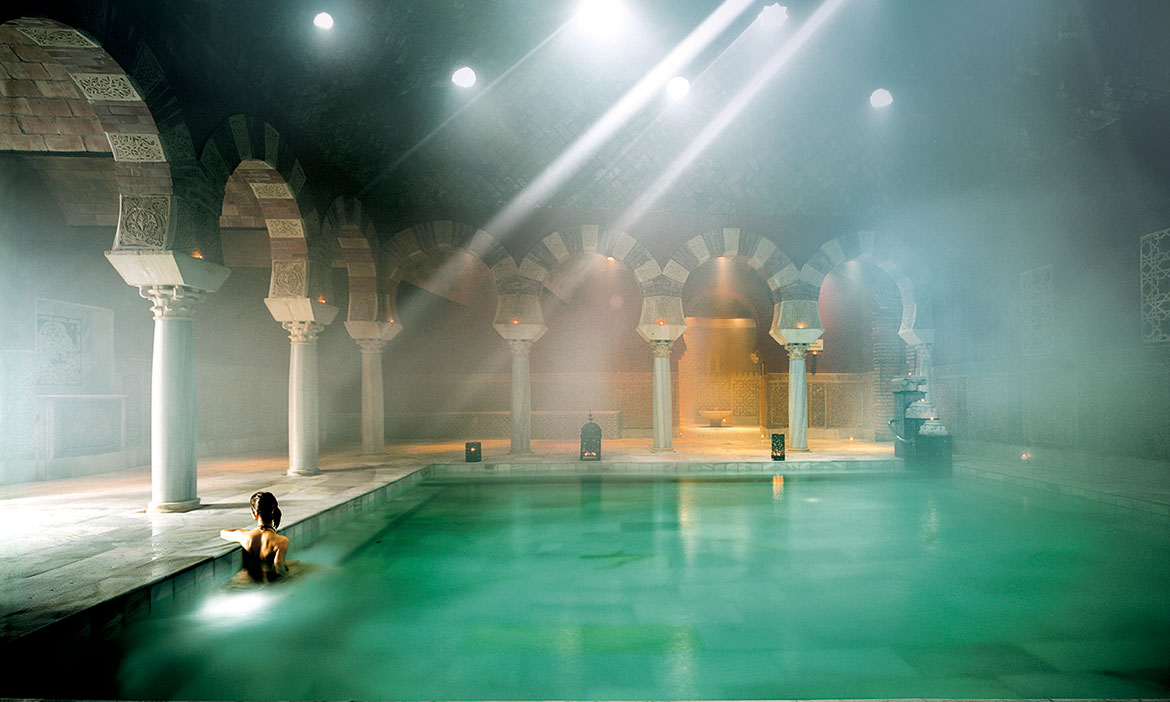 Arab baths and relaxation places in Cordoba (Spain)