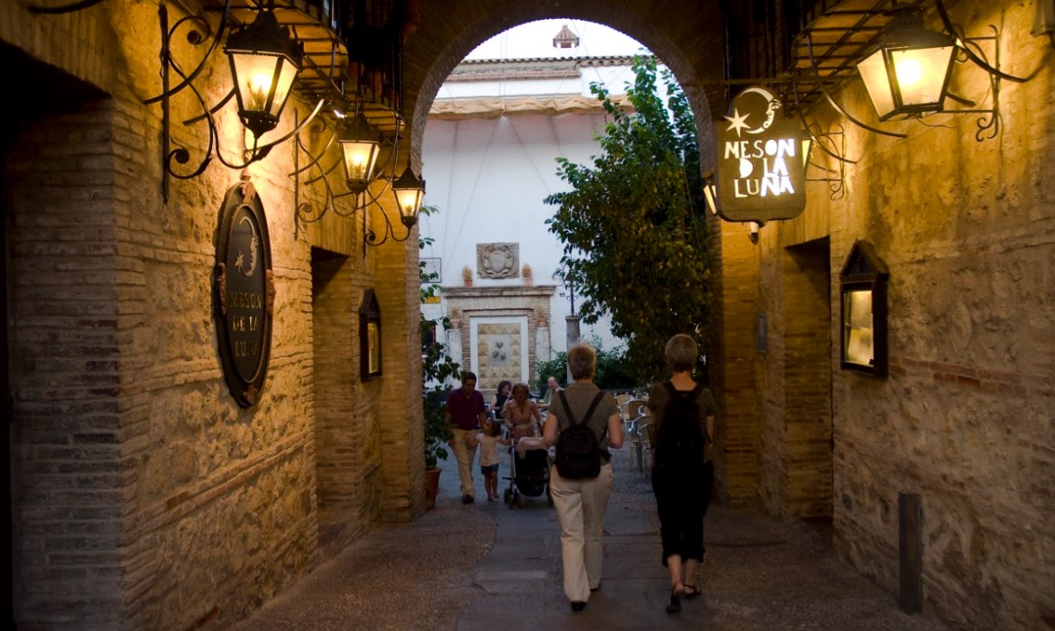 punto final inoxidable buffet Puerta de la Luna (Córdoba - España) | Turismo de Córdoba