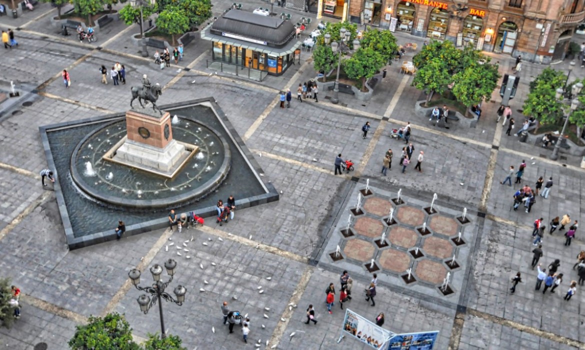 Fountain in the Plaza de las Tendillas (Cordoba - Spain)