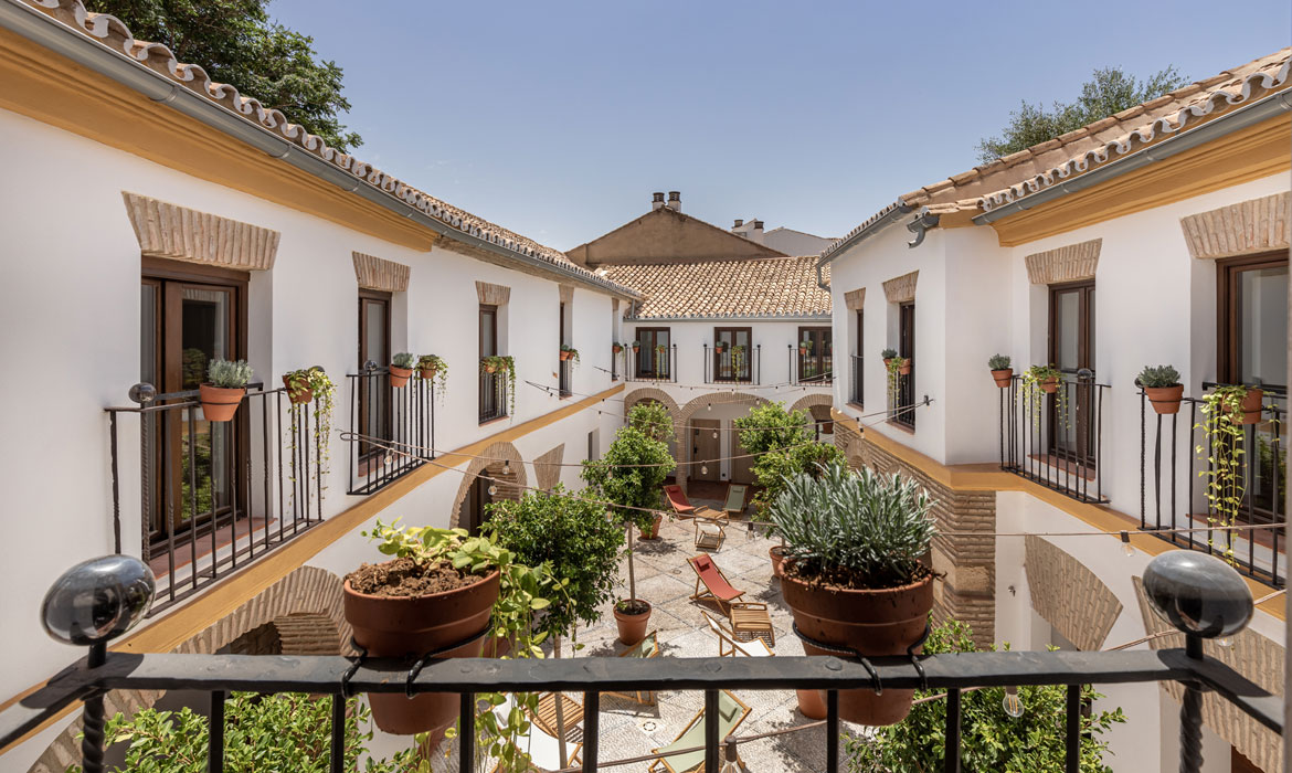 Albergue Líbere Córdoba Patio Santa Marta (Córdoba - España)